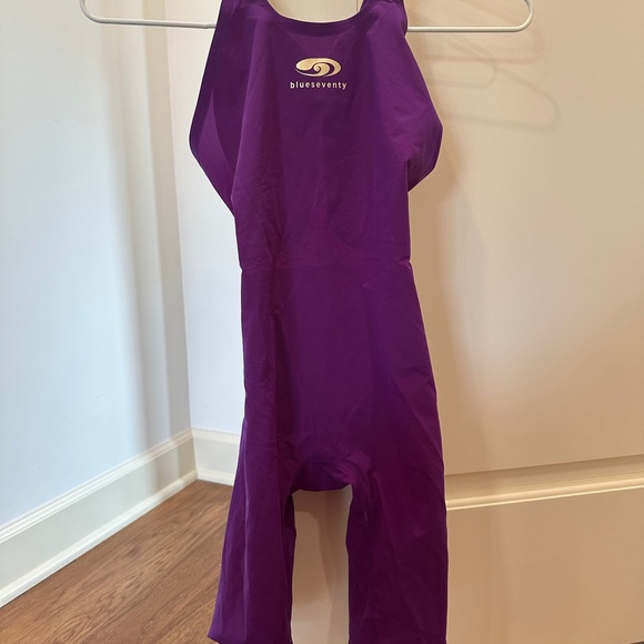 Blueseventy Nero 14 Kneeskin - Purple W26 - Picture 1 of 2